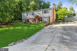 2805 Hillcrest Pkwy, Temple Hills, MD 20748 - Photo 2