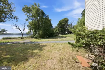 17501 Watershed Drive, Upper Marlboro, MD 20772 - Photo 4