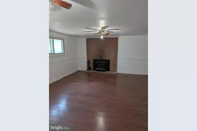 5106 Tall Oak Court, Temple Hills, MD 20748 - Photo 4