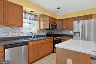 10212 Marlboro Woods Dr, Cheltenham, MD 20623 - Photo 10