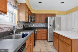 10212 Marlboro Woods Dr, Cheltenham, MD 20623 - Photo 8