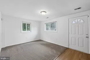 605 Hedgeleaf Ave, Capitol Heights, MD 20743 - Photo 6