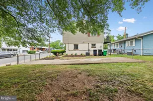 605 Hedgeleaf Ave, Capitol Heights, MD 20743 - Photo 4
