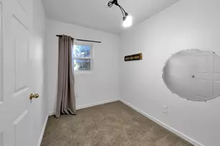 5540 60th Ave, Riverdale, MD 20737 - Photo 14