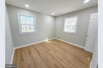 5001 Iroquois Street, College Park, MD 20740 - Photo 14