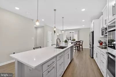 6022 Beake St, Hyattsville, MD 20782 - Photo 4