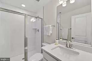 6022 Beake St, Hyattsville, MD 20782 - Photo 18