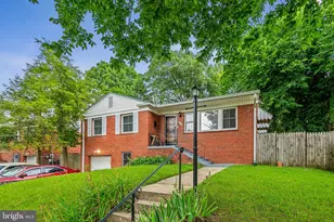2503 Oxon Run Dr, Temple Hills, MD 20748 - Photo 2