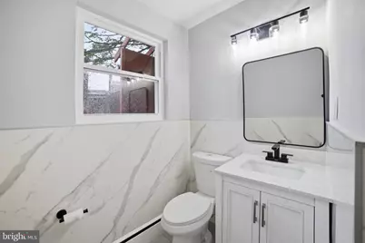 5001 Barto Avenue, Suitland, MD 20746 - Photo 12