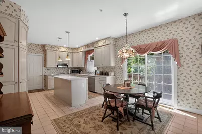 4407 Holly Hill Road, Hyattsville, MD 20782 - Photo 18