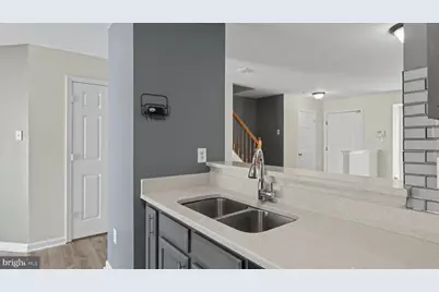 902 Vauxhall, Hyattsville, MD 20785 - Photo 8