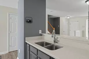 902 Vauxhall, Hyattsville, MD 20785 - Photo 8