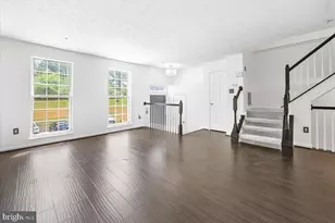 11304 Southlakes Dr, Bowie, MD 20721 - Photo 4