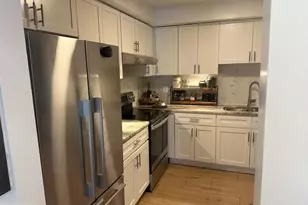 9200 Edwards Way, Hyattsville, MD 20783 - Photo 2