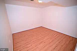 5528 Helmont Dr, Oxon Hill, MD 20745 - Photo 50