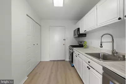 6100 Westchester Park Drive #1117, College Park, MD 20740 - Photo 12