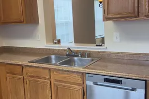 7290 Mahogany Dr, Landover, MD 20785 - Photo 8