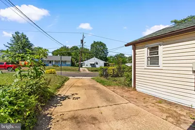 905 Lindsay Rd, Oxon Hill, MD 20745 - Photo 40