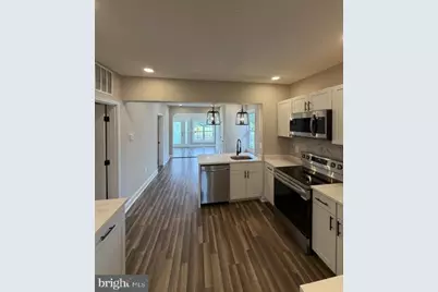 217 Maryland Park, Capitol Heights, MD 20743 - Photo 6