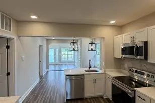 217 Maryland Park, Capitol Heights, MD 20743 - Photo 6