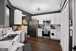 2001 Connor Ct, Bowie, MD 20721 - Photo 12
