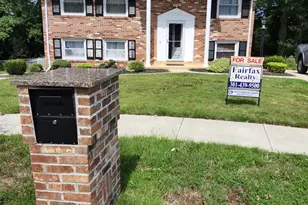 3904 Bishopmill Pl, Upper Marlboro, MD 20772 - Photo 2