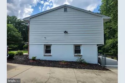 3904 Bishopmill Place, Upper Marlboro, MD 20772 - Photo 4