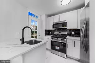 7215 E Lombard St, Landover, MD 20785 - Photo 10