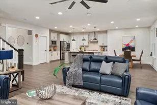 15628 Twin River Cir, Bowie, MD 20716 - Photo 14