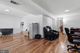 8623 Park Ave, Bowie, MD 20720 - Photo 22