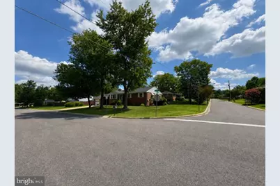 6416 Roberts Drive, Temple Hills, MD 20748 - Photo 2