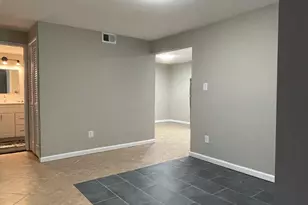 3339 Huntley Sq Dr, Temple Hills, MD 20748 - Photo 18
