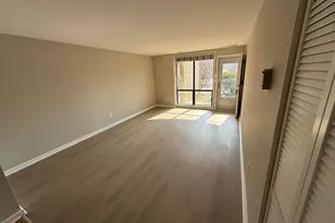 3339 Huntley Sq Dr, Temple Hills, MD 20748 - Photo 10