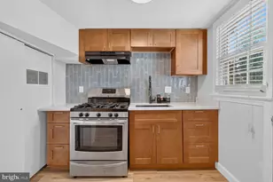 2437 Iverson St, Temple Hills, MD 20748 - Photo 8