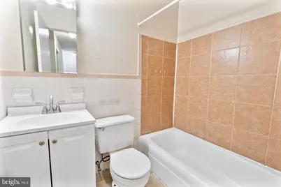 5902 Westchester Park Drive, College Park, MD 20740 - Photo 18