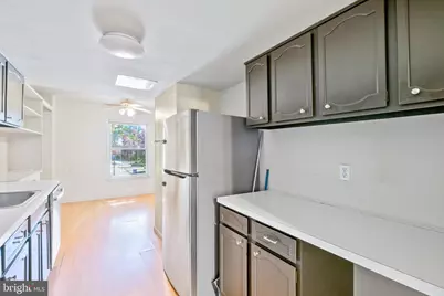 5902 Westchester Park Drive, College Park, MD 20740 - Photo 6