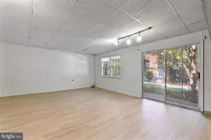 5902 Westchester Park Dr, College Park, MD 20740 - Photo 22