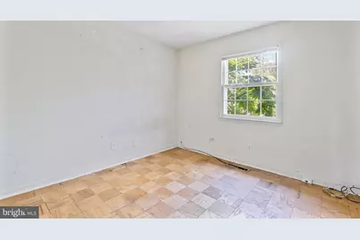 5902 Westchester Park Drive, College Park, MD 20740 - Photo 14