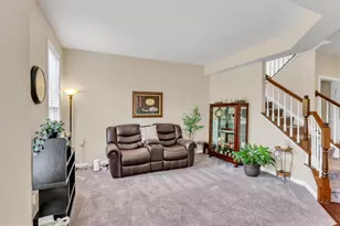 2805 Trotter Park Ln, Lanham, MD 20706 - Photo 6