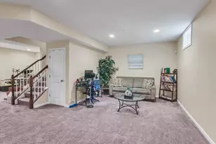 2805 Trotter Park Ln, Lanham, MD 20706 - Photo 20