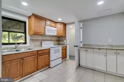 109 S Huron Drive, Oxon Hill, MD 20745 - Photo 30