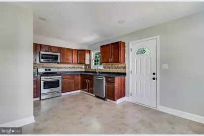 109 S Huron Drive, Oxon Hill, MD 20745 - Photo 10