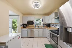 12471 Old Colony Dr, Upper Marlboro, MD 20772 - Photo 6