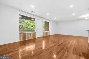 582 Wilson Bridge Dr, Oxon Hill, MD 20745 - Photo 6