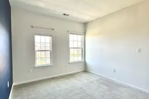 5312 N Center Dr, Greenbelt, MD 20770 - Photo 8