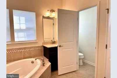 5312 N Center Drive, Greenbelt, MD 20770 - Photo 10