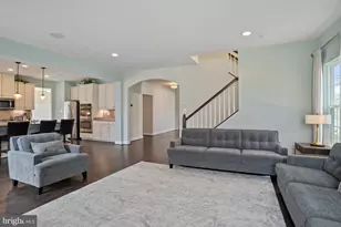 14202 Bentley Park Dr, Laurel, MD 20707 - Photo 12