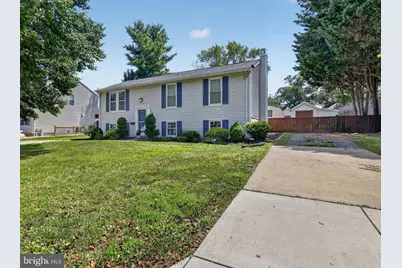 8409 Locust Grove Drive, Laurel, MD 20707 - Photo 4