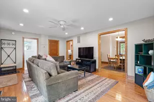4300 Queensbury Rd, Hyattsville, MD 20781 - Photo 16