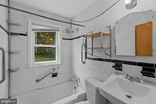 823 Cox Ave, Hyattsville, MD 20783 - Photo 12